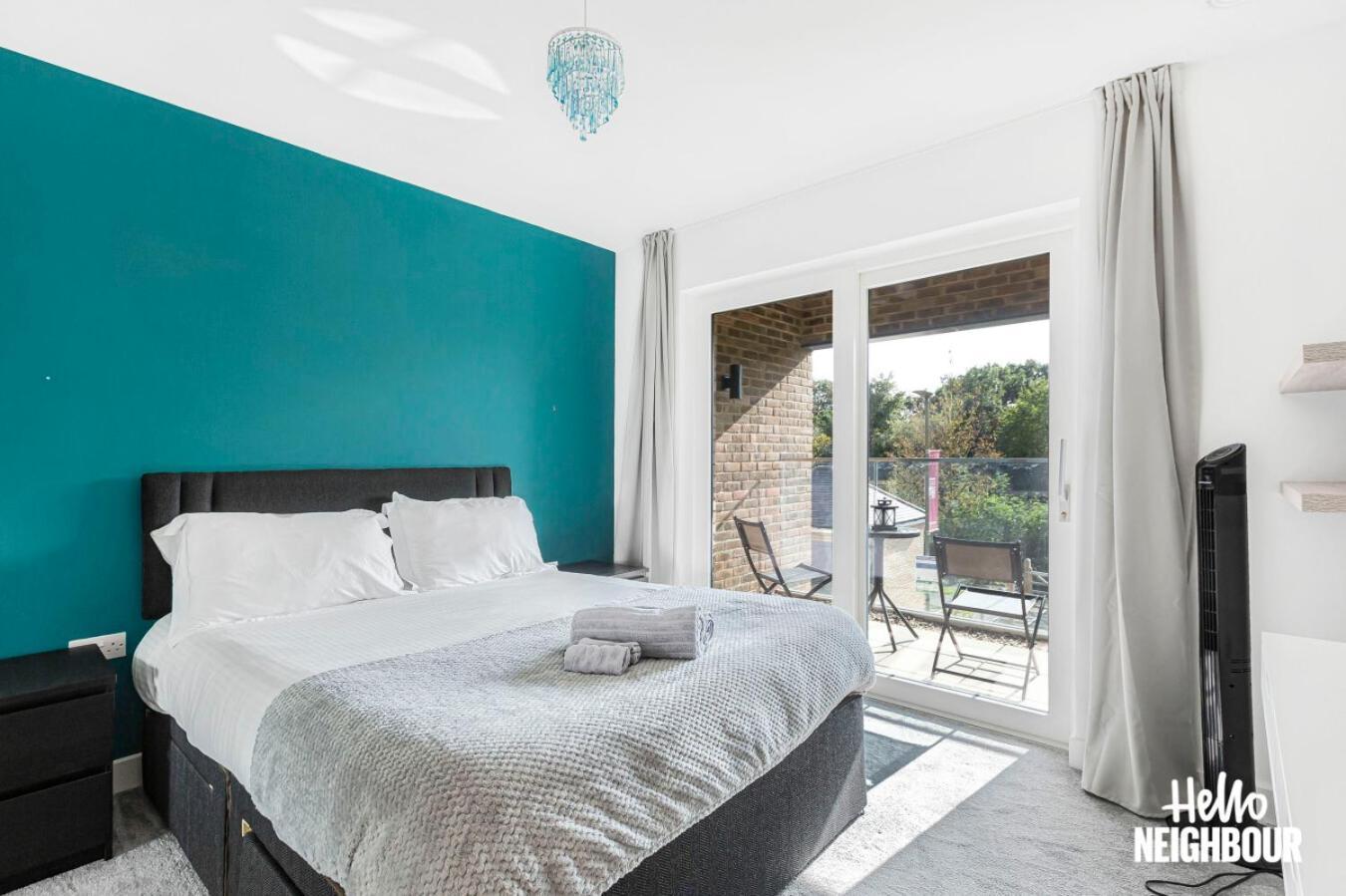 Modern 1 Bedroom Apartment With Parking In Colindale, London Edgware Esterno foto